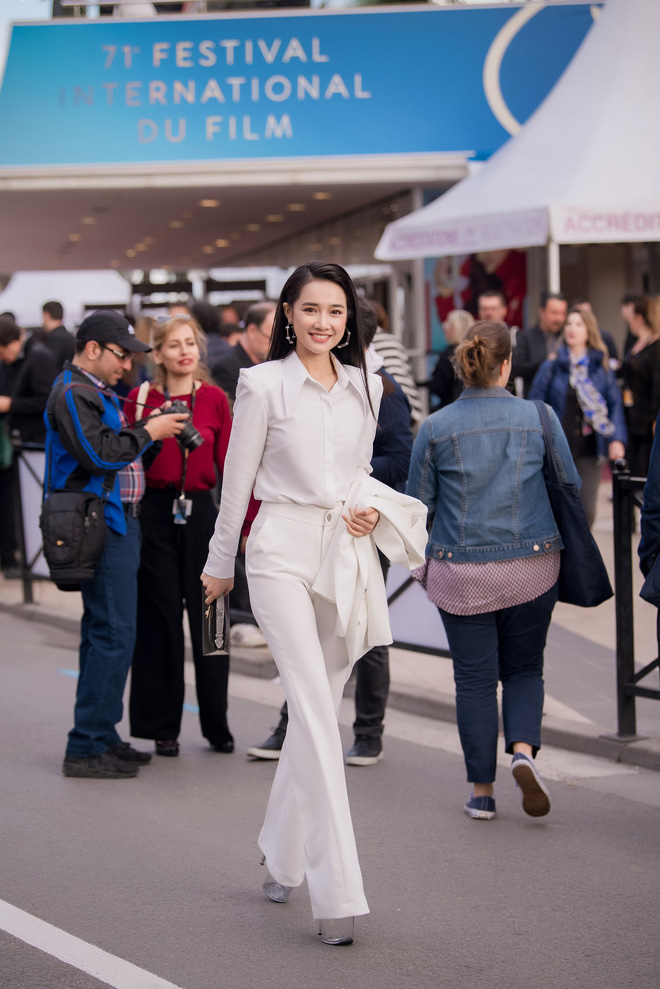 Nhã Phương tự tin giới thiệu phim tại LHP Cannes với vai trò nhà sản xuất Nhã Phương tự tin giới thiệu phim tại LHP Cannes với vai trò nhà sản xuất